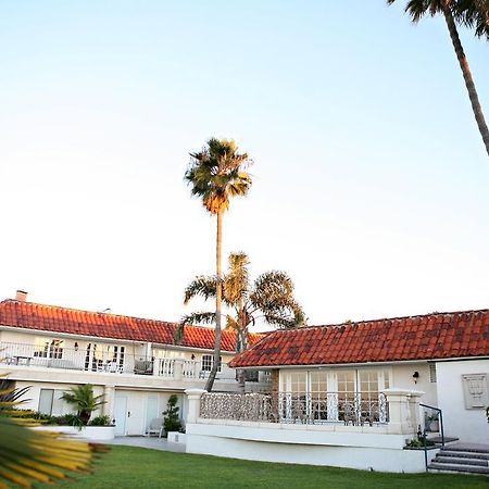 Oceanside Marina Suites - A Waterfront Hotel Exterior photo