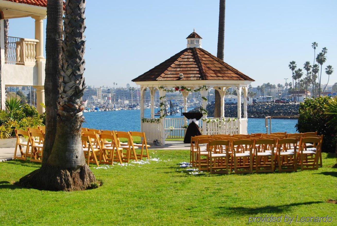 Oceanside Marina Suites - A Waterfront Hotel Exterior photo